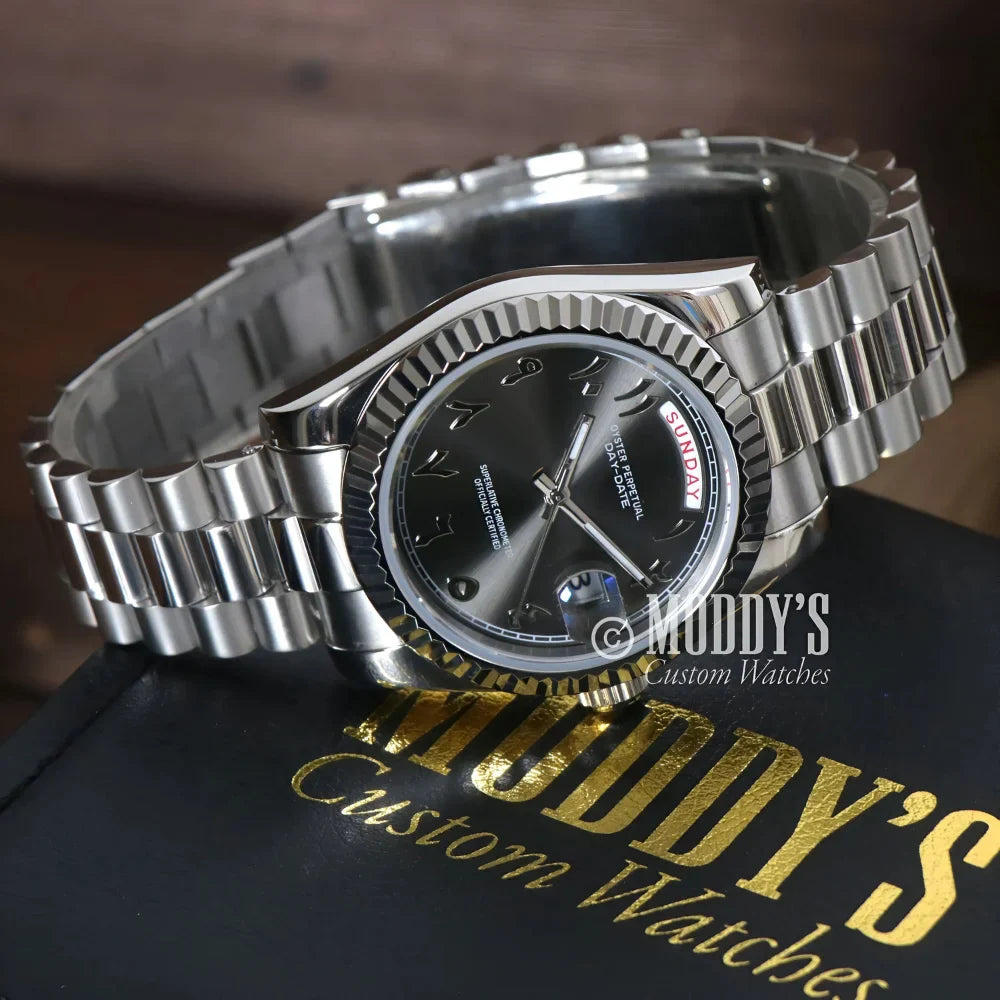 Silver Seiko mod wristwatch with Arabic numerals in 316L stainless steel, Daydate Arabic Deep