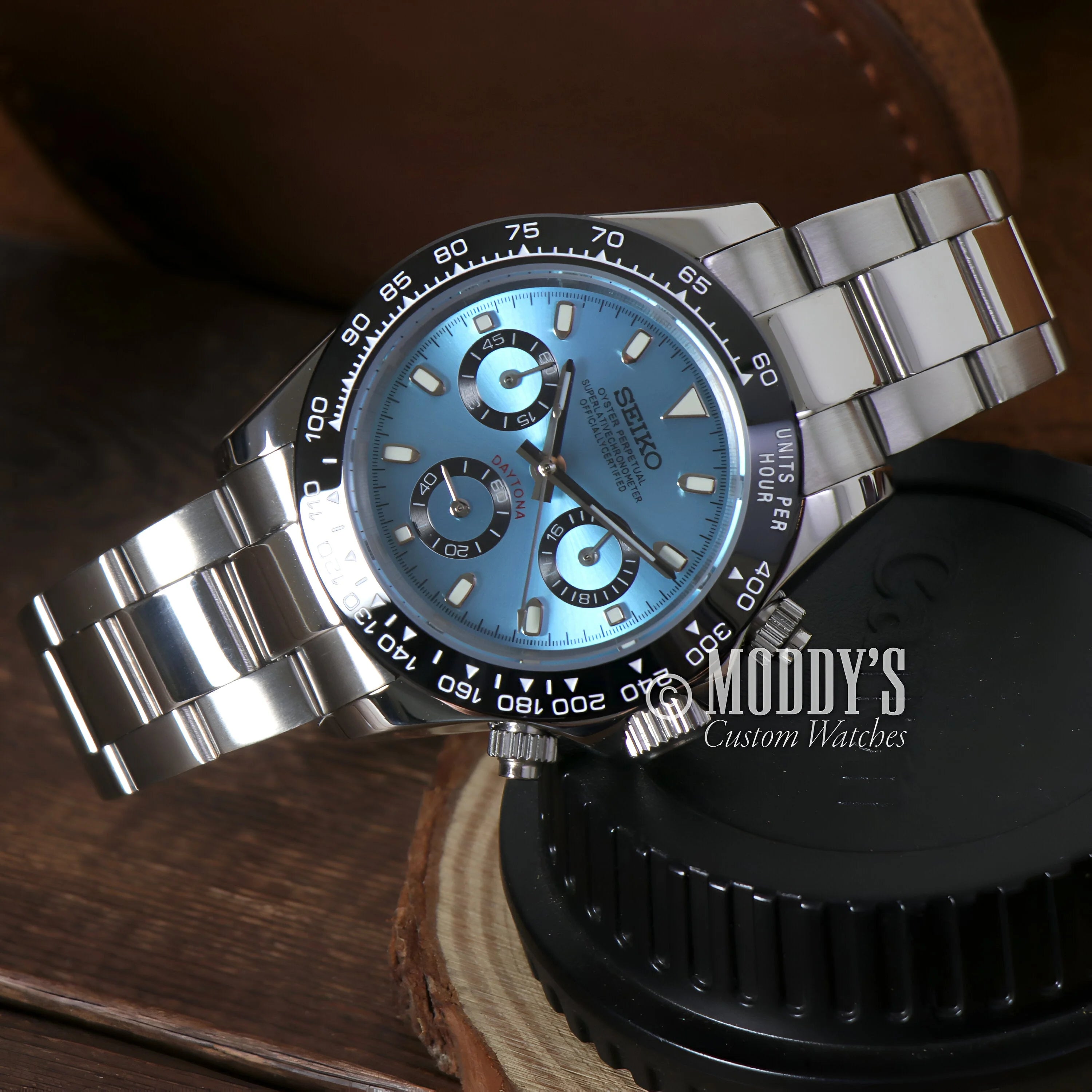 Luxury wristwatch Seitona Blue with blue dial and stainless steel bracelet, Seiko Mod Daytona