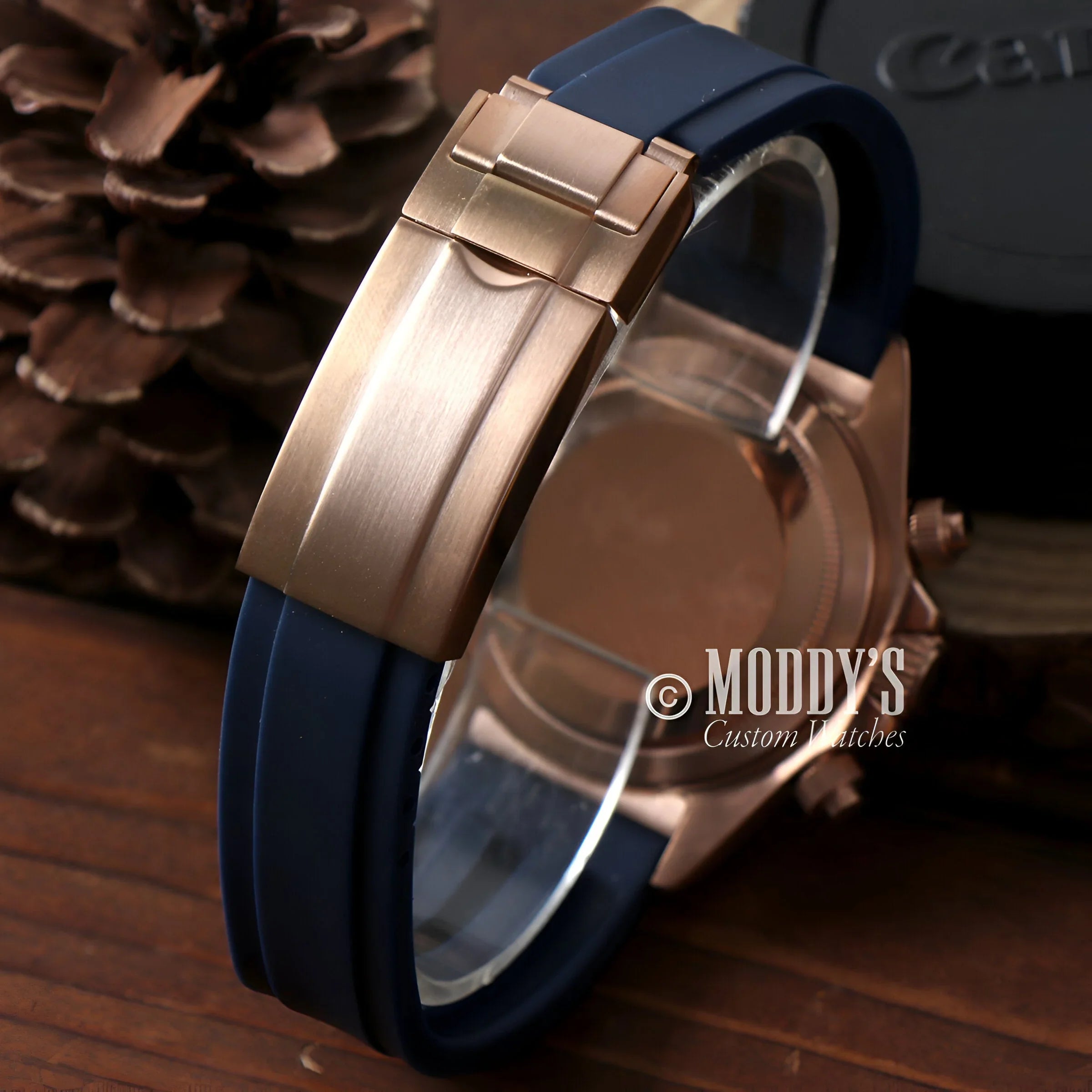 Seiko Mod Daytona: Seitona Royal Blue Watch With Blue Band & Gold Case - Elegant Design