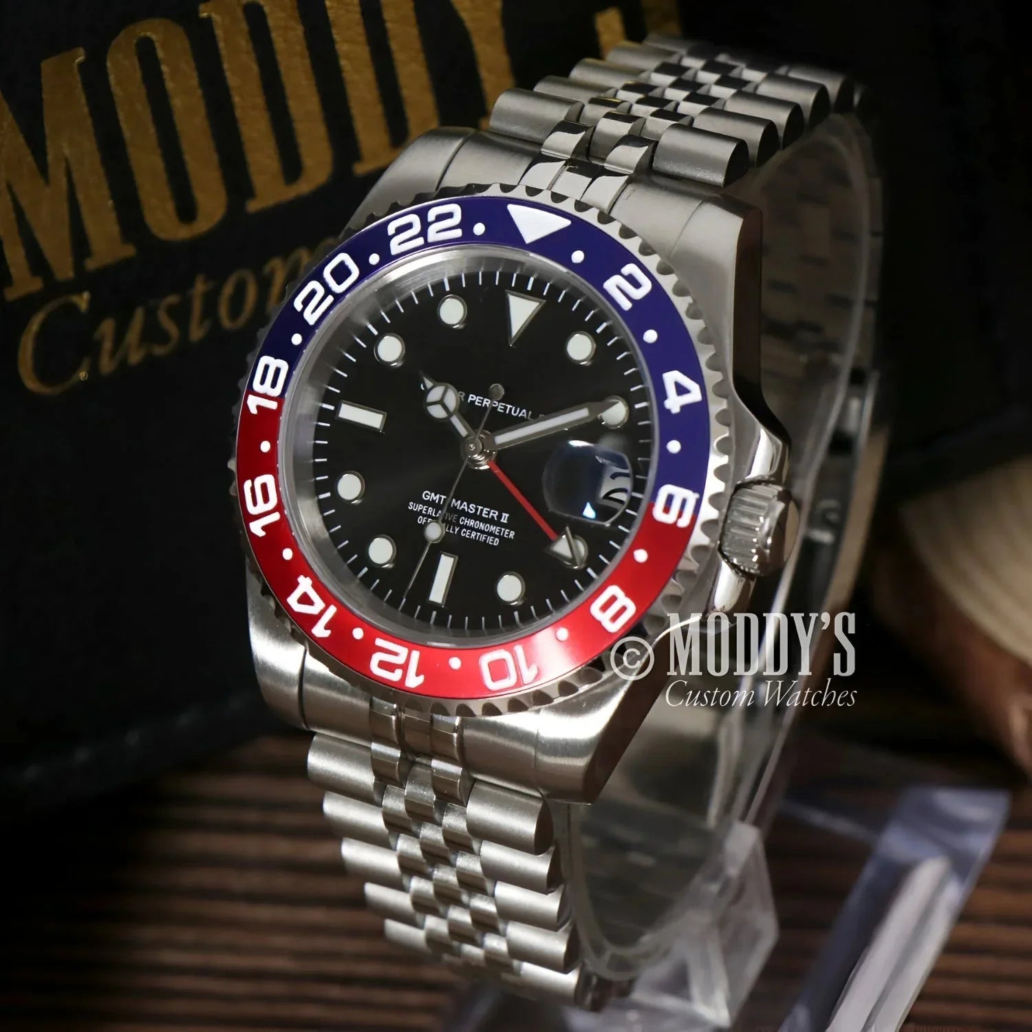 Stainless steel GMT watch GMTeiko Pepsi featuring Seiko NH34 automatic movement