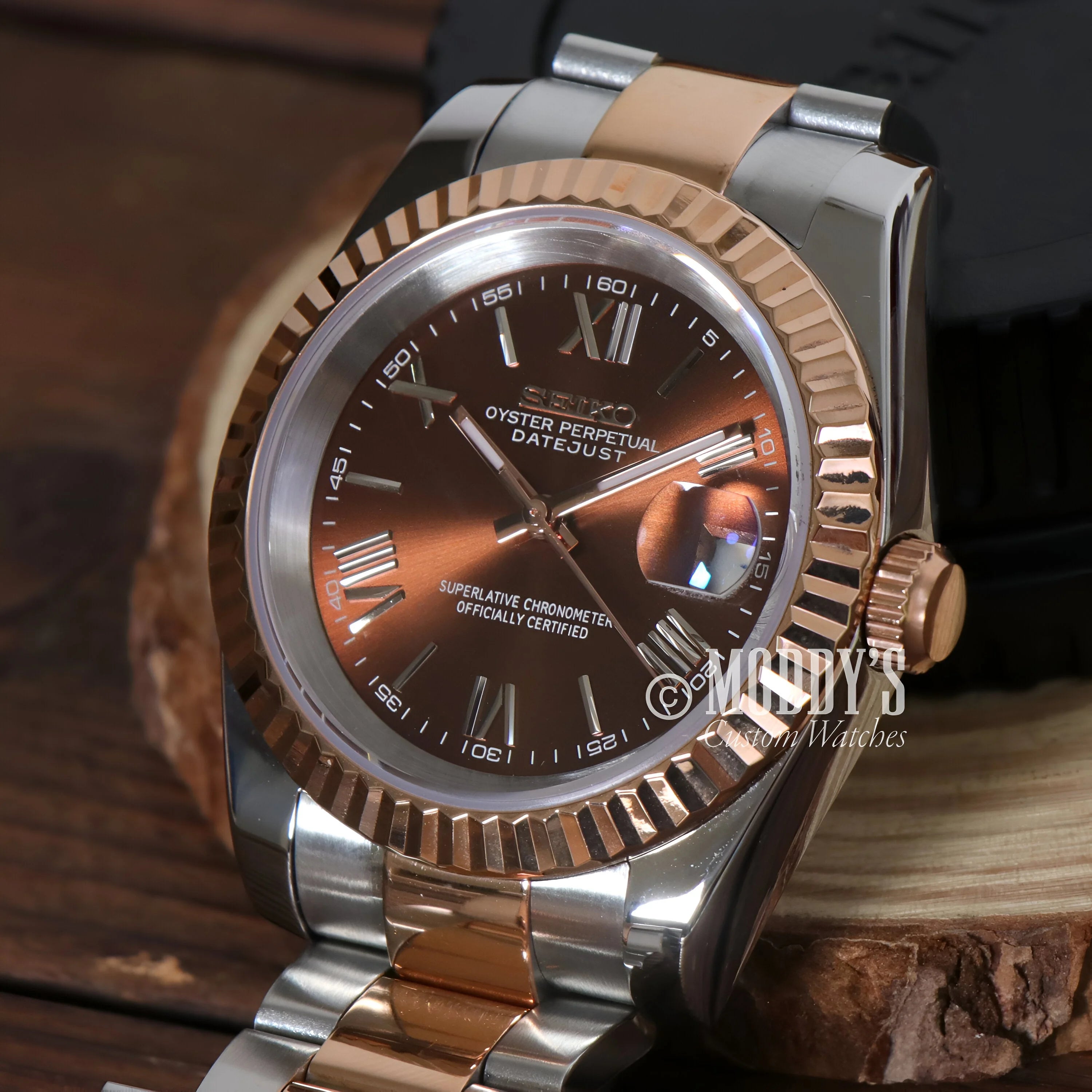 Luxury Seiko Mod Wristwatch With Two-tone Rose Gold Bracelet And Brown Dial