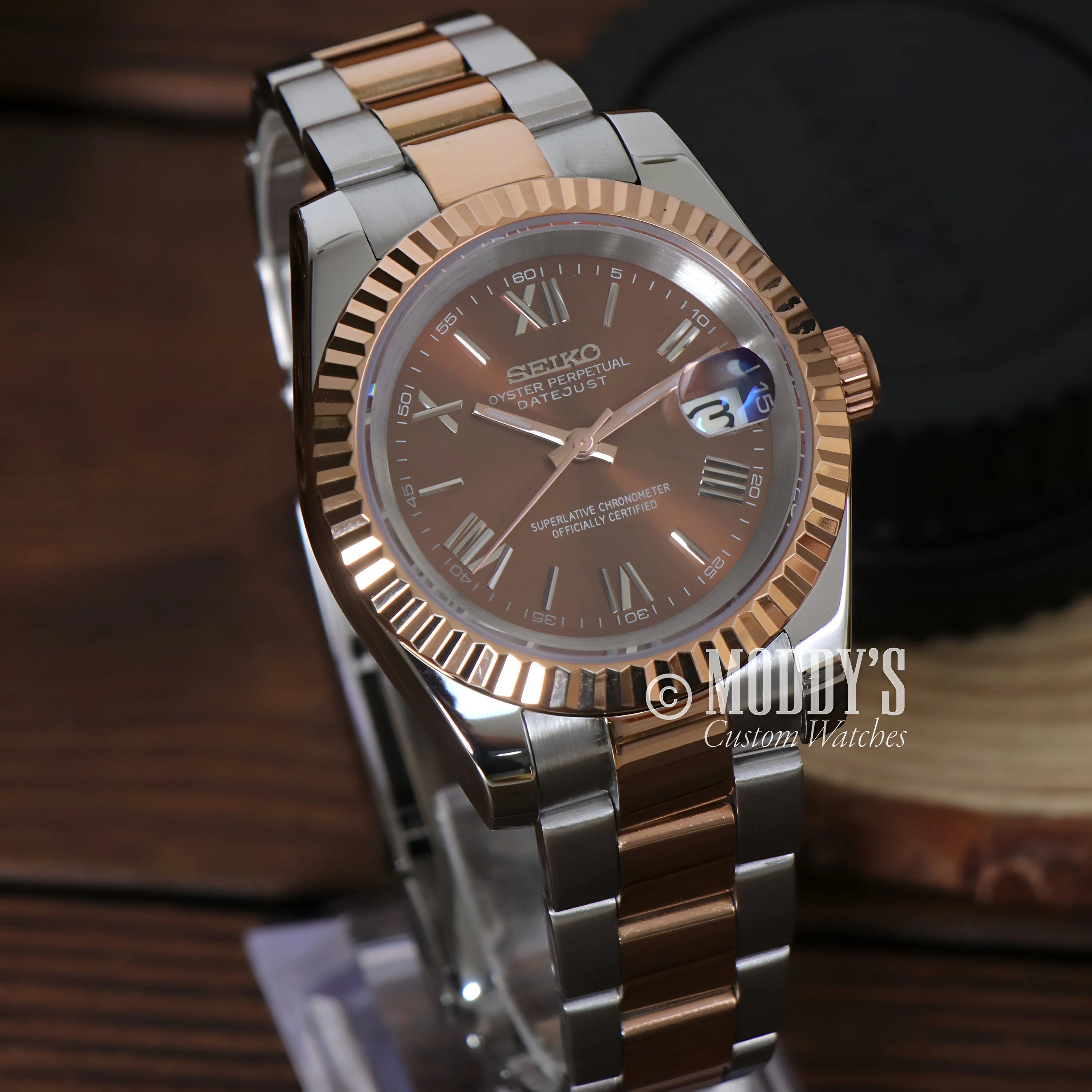 Luxury Seikojust Chocolate Roman Wristwatch, Two-tone Band, Fluted Bezel - Seiko Mod