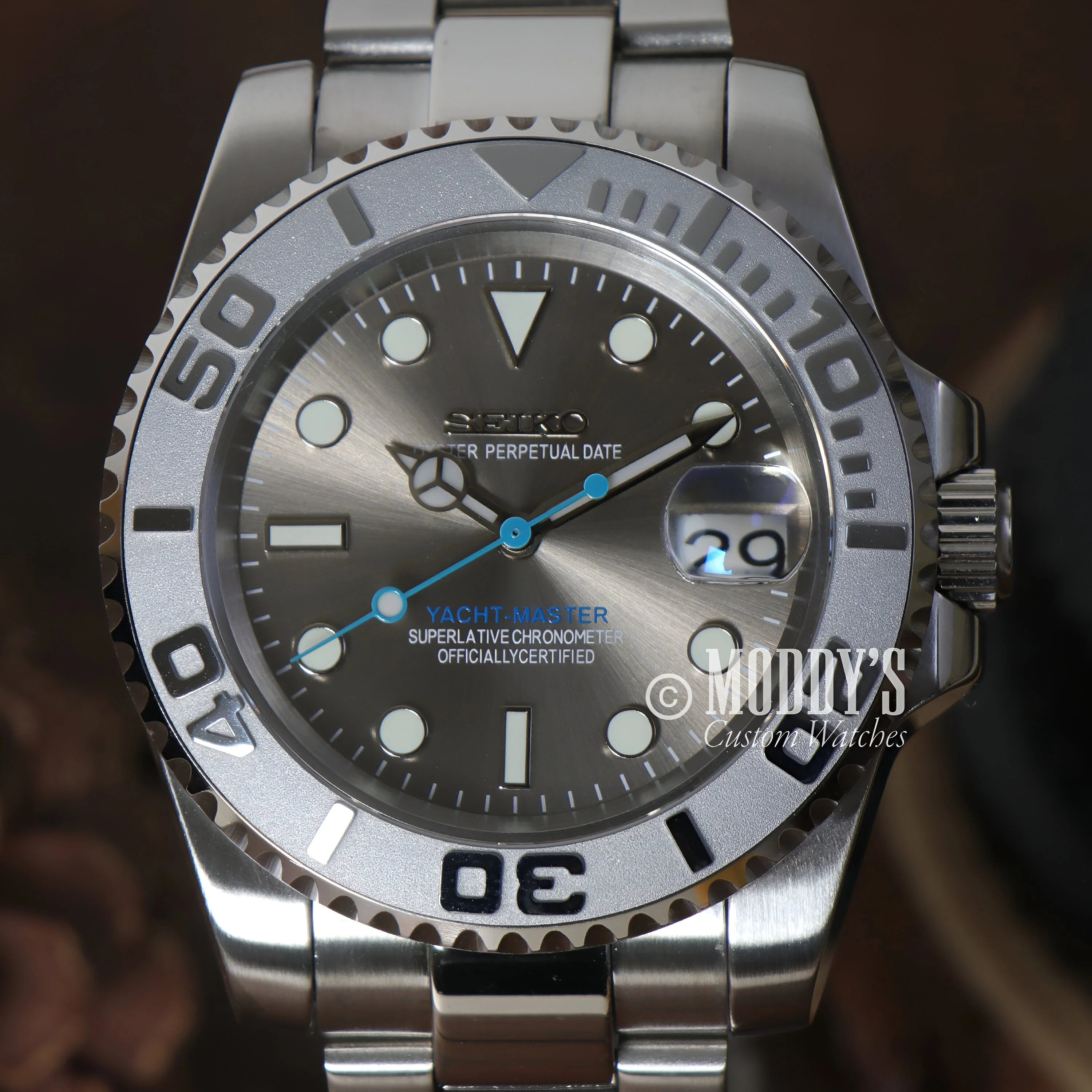 Seiko Mod: Seikomarine Silver Stainless Steel Dive Watch With Gray Dial And Blue Hands
