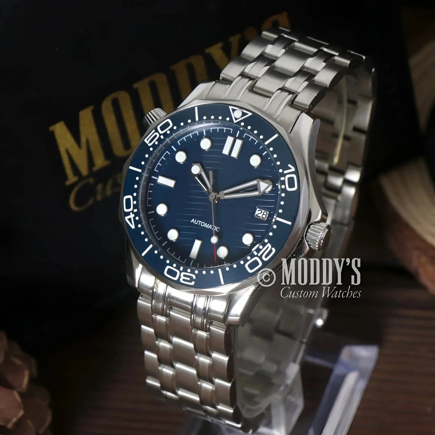 Silver Seikomaster Blue wristwatch with NH35 automatic movement and blue face