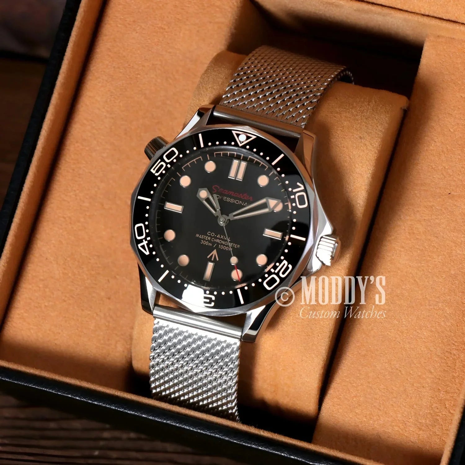 Silver wristwatch with black dial from Seikomaster James Bond 007 featuring NH35 automatic movement