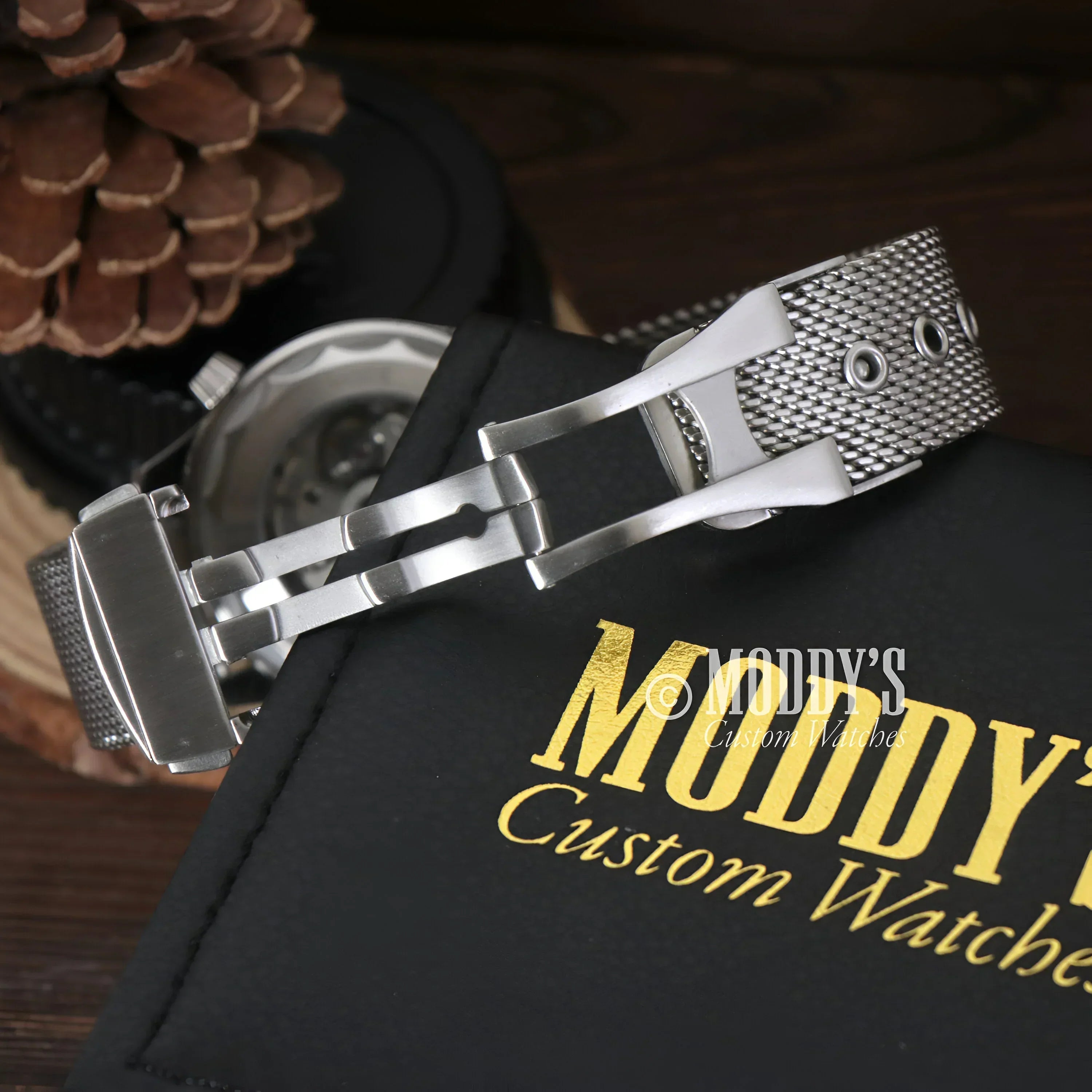 Silver watch clasp for Seikomaster James Bond 007 with NH35 automatic movement