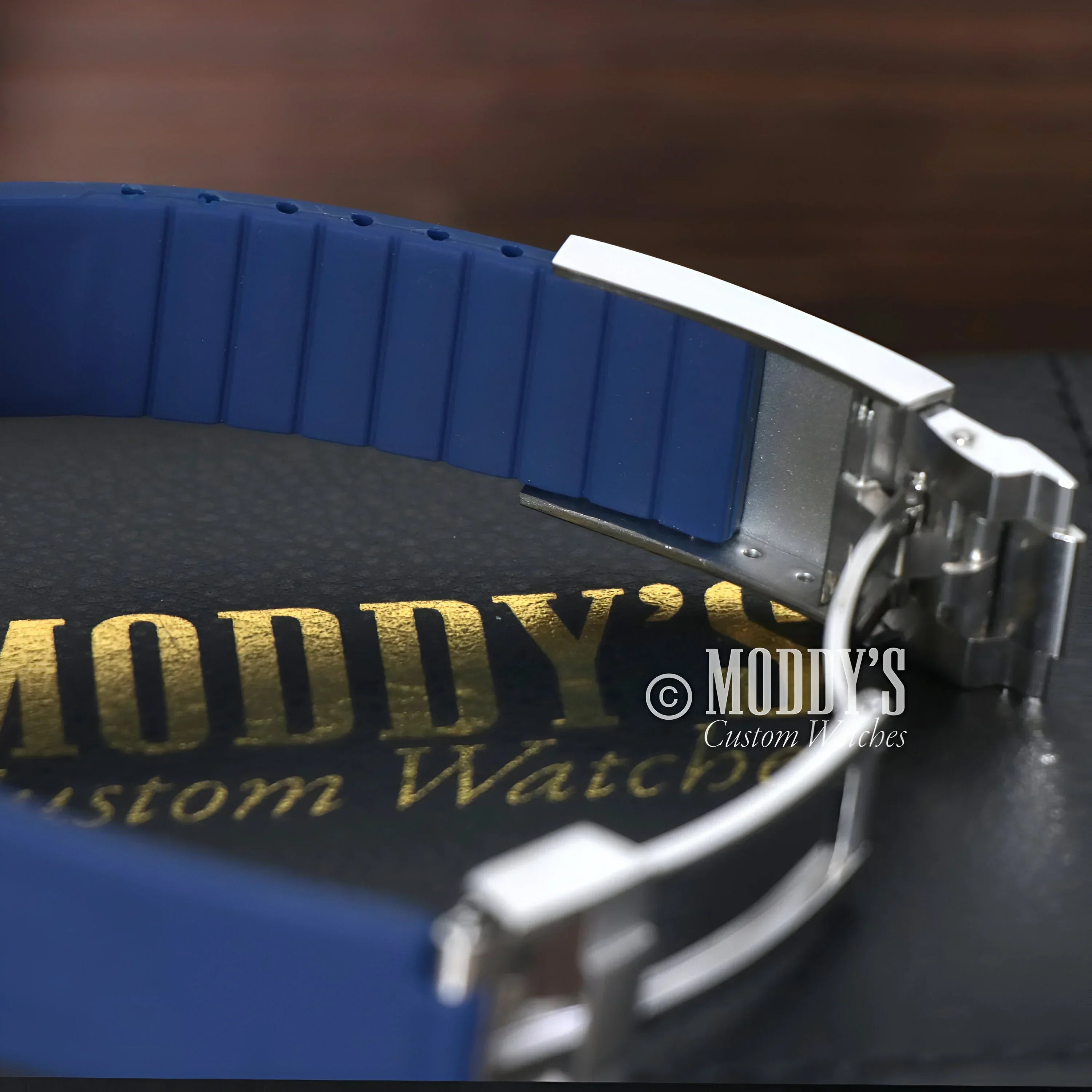 Blue watch band with silver clasp for the Speedseiko Snoopy Blue watch