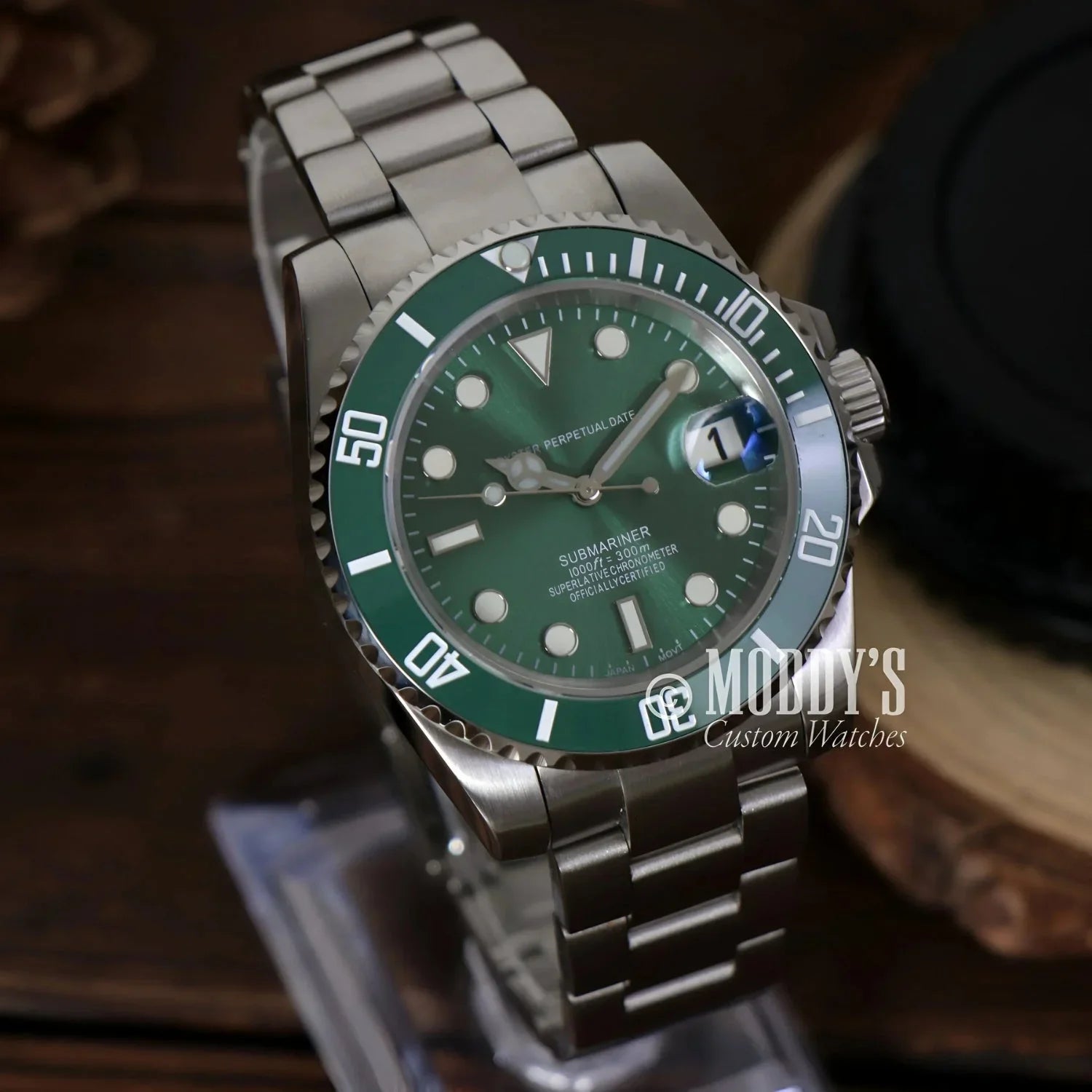 Green-faced stainless steel Seikomariner Hulk with NH35 automatic movement
