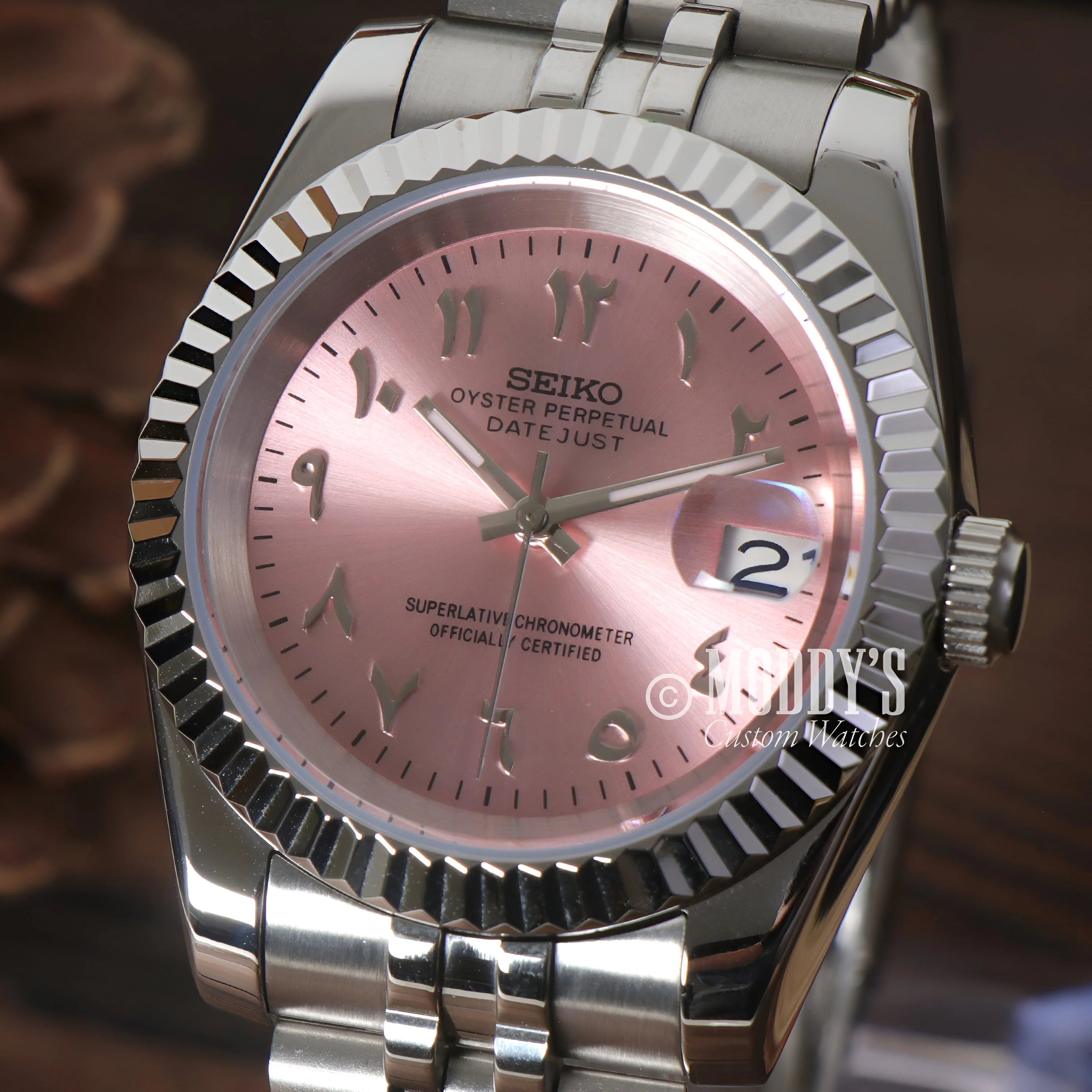 Seikojust Pink Arabic: Seiko Wristwatch With Pink Dial, Silver Bracelet, Nh35 Automatic Movement