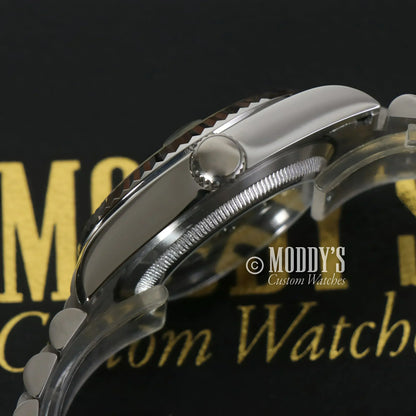 Silver Seikojust Green Roman wristwatch with fluted bezel and NH35 automatic movement