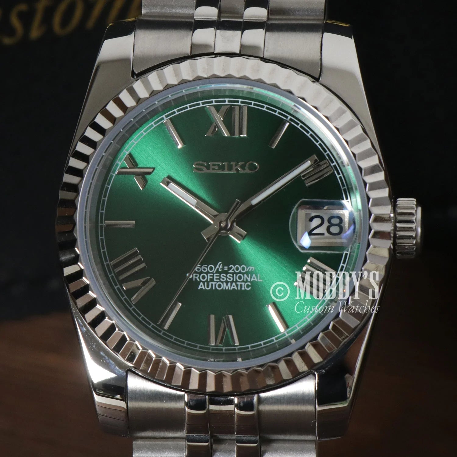 Stainless steel Seikojust Green Roman watch with emerald dial and NH35 automatic movement