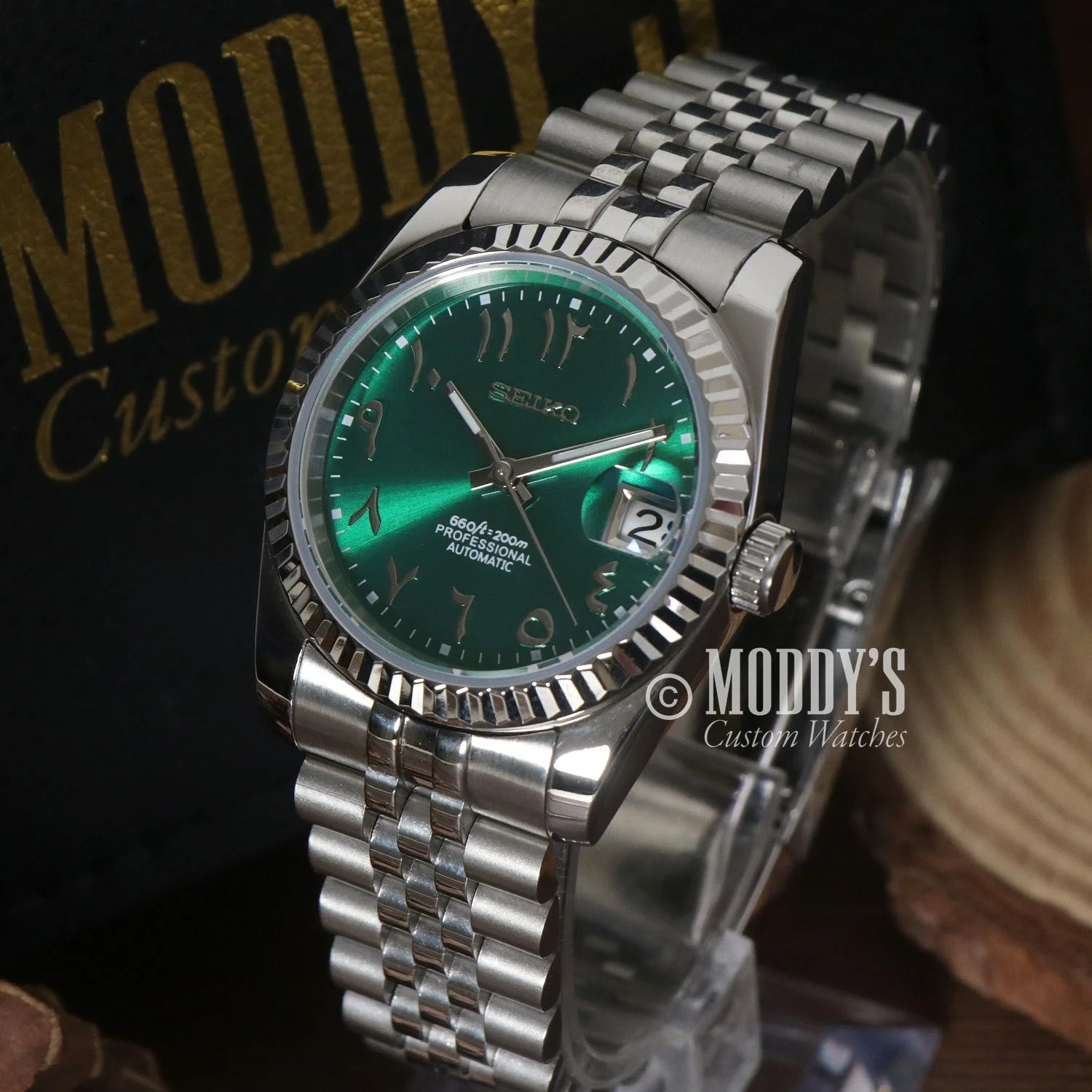 Stainless Steel Seikojust Royal Green Arabic watch with NH35 Automatic movement and emerald dial