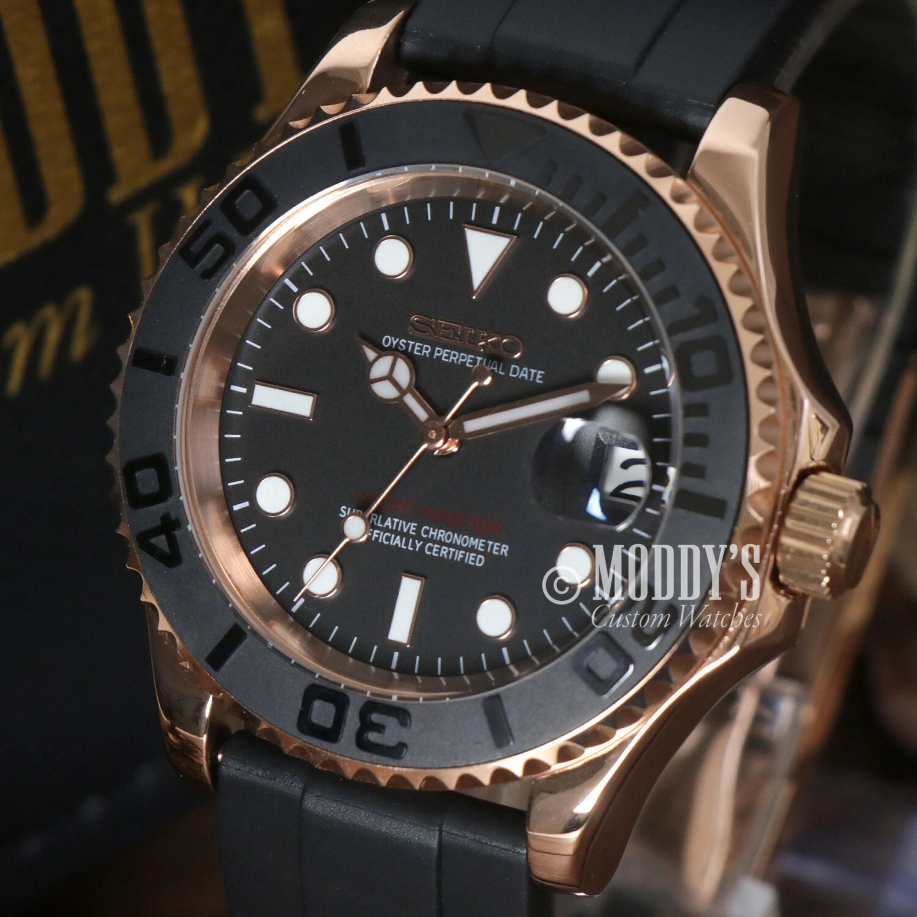 Luxury Seikomarine Rose Gold - Black diving watch with rose gold case and black dial