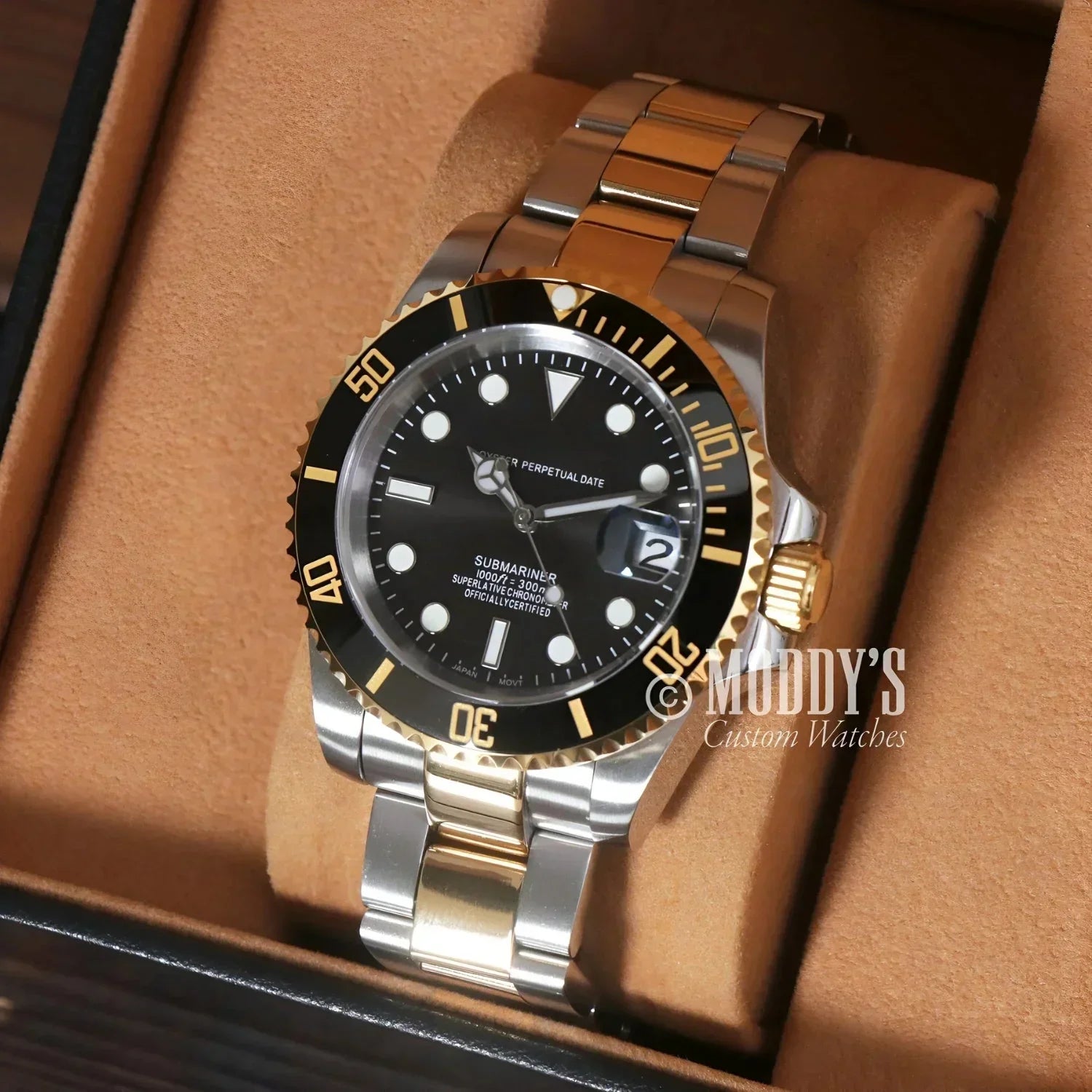 Two-tone Rolex Submariner watch in Seikomariner Black with Seiko NH35 automatic movement