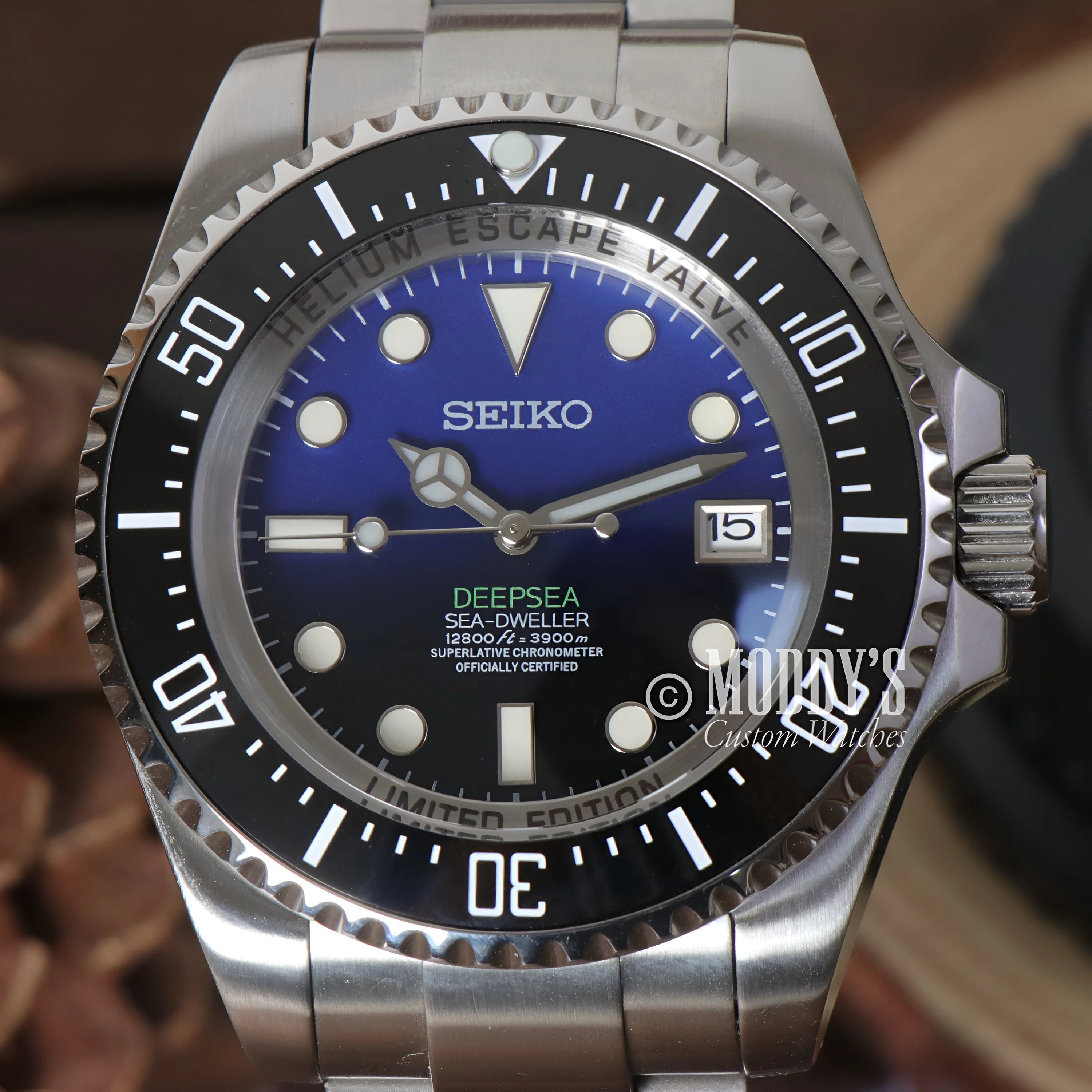 Seiko Mariner Deepsea watch with blue-black dial and 904L stainless steel bracelet