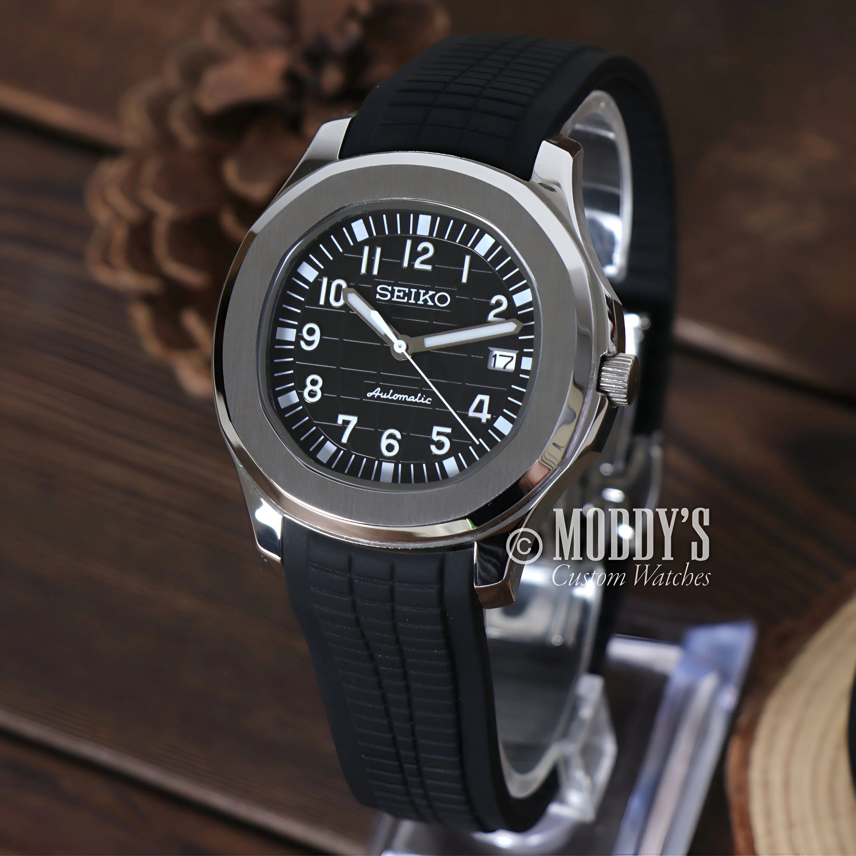 Seikonaut Black Seiko Mod Watch: Automatic Wristwatch With Black Dial And Rubber Strap
